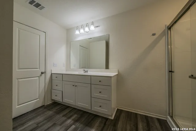 5203 Winding Stream St Hedwig, TX 78152