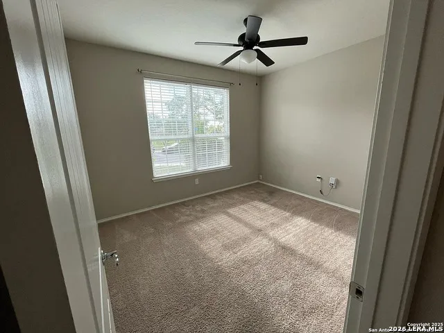10811 Yaupon Holly Helotes, TX 78023