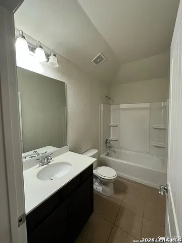 10811 Yaupon Holly Helotes, TX 78023