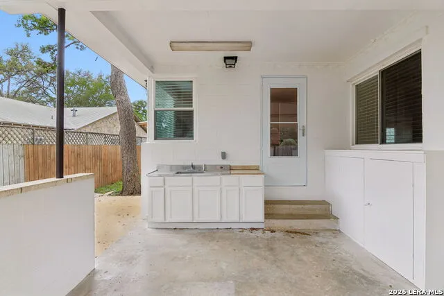 225 NORTH ST Boerne, TX 78006