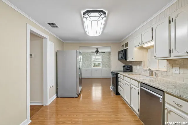 225 NORTH ST Boerne, TX 78006