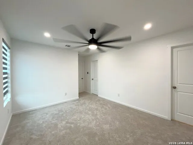 6914 Dorato Ridge Elmendorf, TX 78112