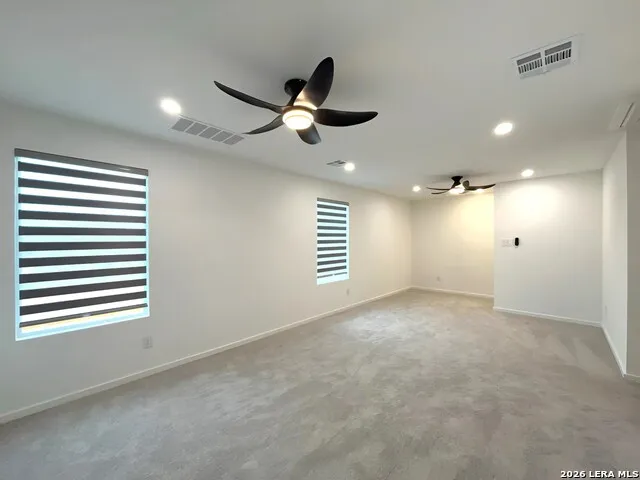 6914 Dorato Ridge Elmendorf, TX 78112
