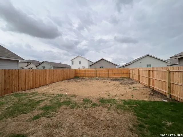 6914 Dorato Ridge Elmendorf, TX 78112