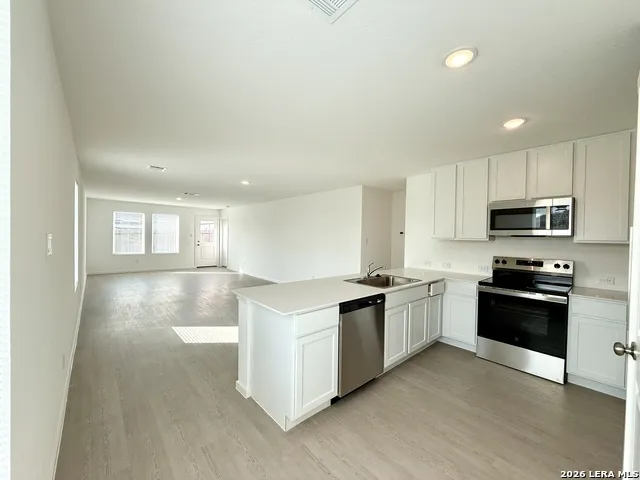 311 MOSCATO RD New Braunfels, TX 78130