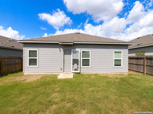 14662 Stirrup Trace Elmendorf, TX 78112