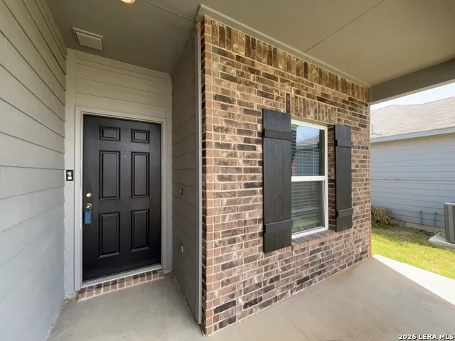14662 Stirrup Trace Elmendorf, TX 78112