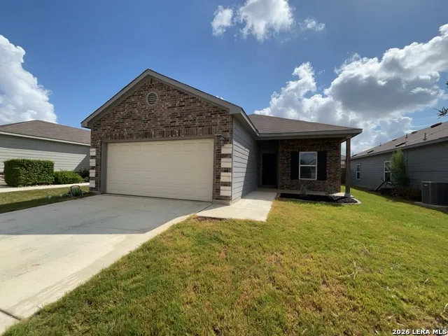 14662 Stirrup Trace Elmendorf, TX 78112