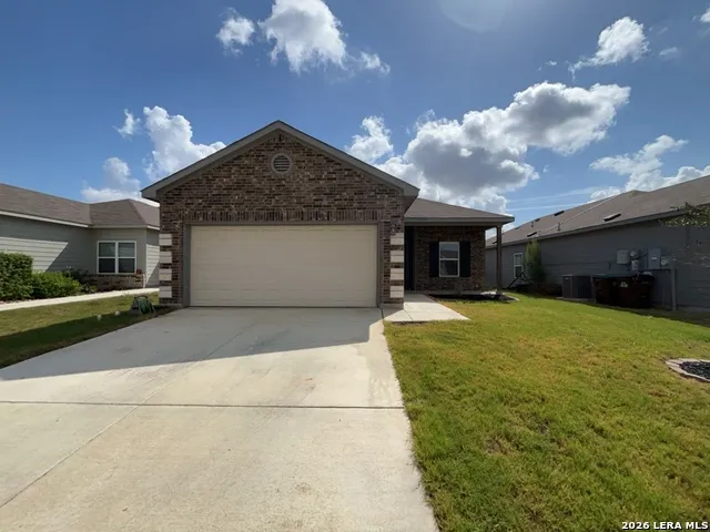 14662 Stirrup Trace Elmendorf, TX 78112