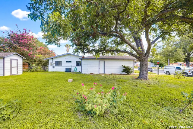 271 WAYSIDE DR San Antonio, TX 78213