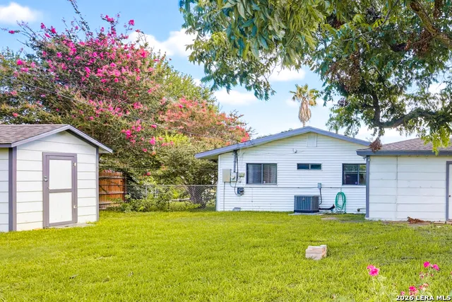 271 WAYSIDE DR San Antonio, TX 78213