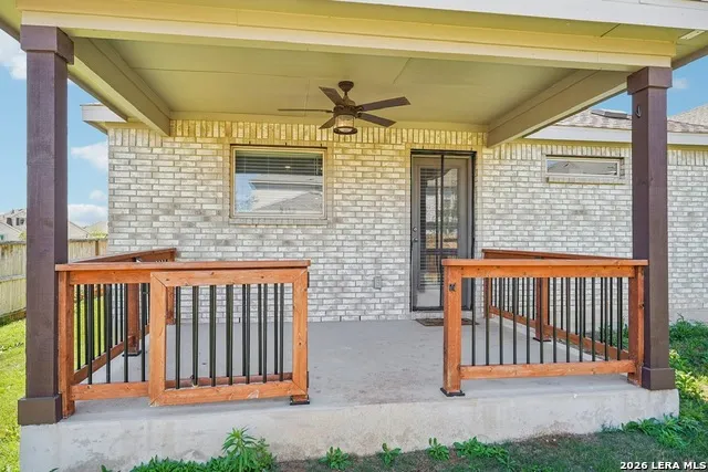 2034 EGRET AVE New Braunfels, TX 78132