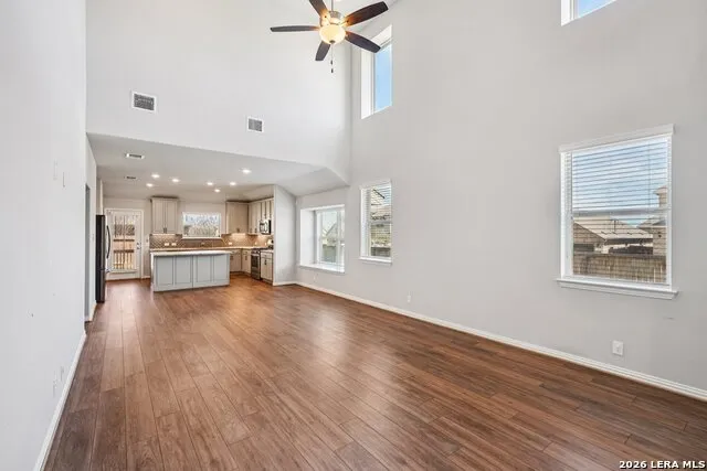 2034 EGRET AVE New Braunfels, TX 78132