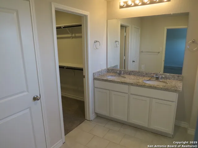 117 GRAND RPDS Cibolo, TX 78108