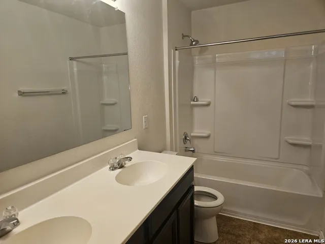 178 Hidden Knoll Selma, TX 78154