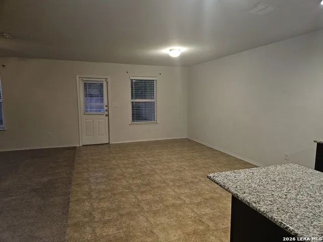 178 Hidden Knoll Selma, TX 78154