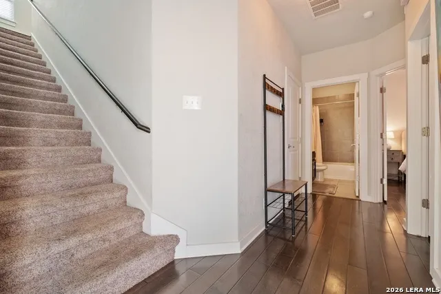 2009 MCCULLOUGH AVE San Antonio, TX 78212