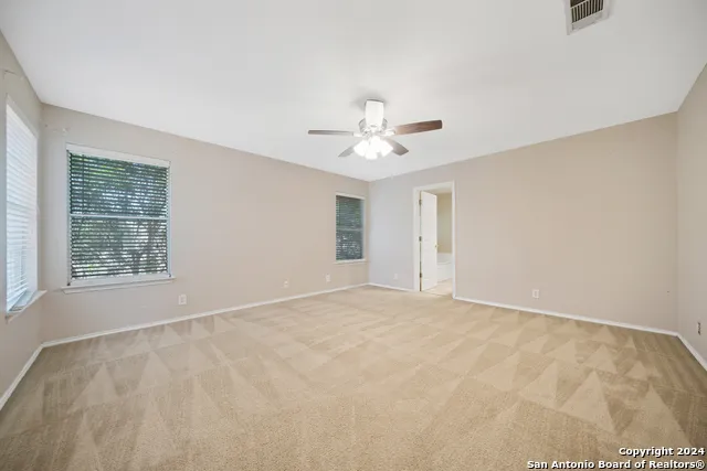 8926 VALHALLA Selma, TX 78154