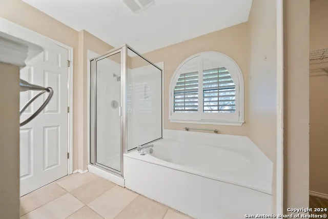 8926 VALHALLA Selma, TX 78154