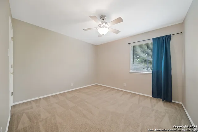8926 VALHALLA Selma, TX 78154