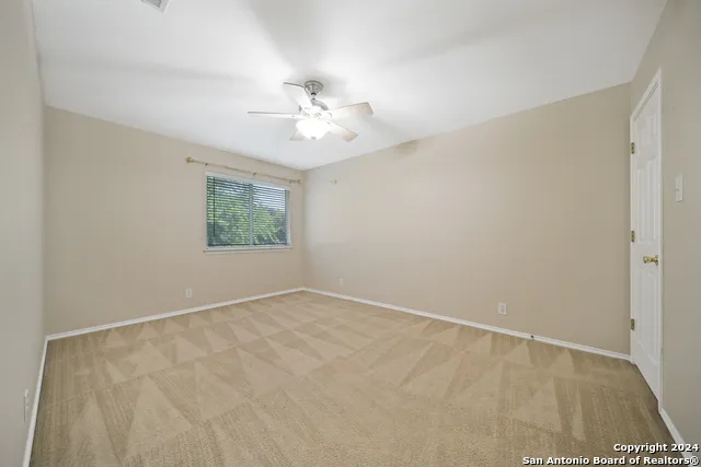 8926 VALHALLA Selma, TX 78154