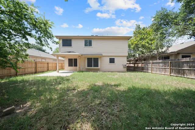 8926 VALHALLA Selma, TX 78154