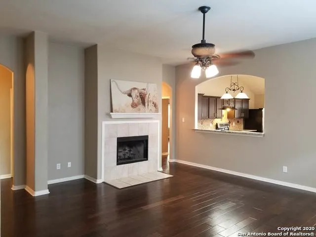 533 THOREAU TRL Schertz, TX 78154