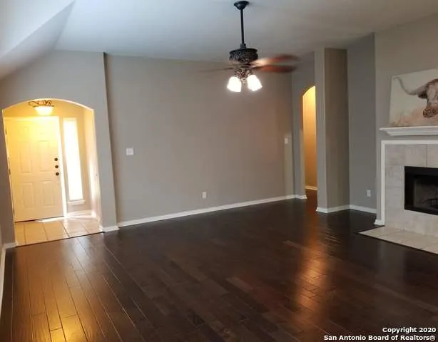 533 THOREAU TRL Schertz, TX 78154