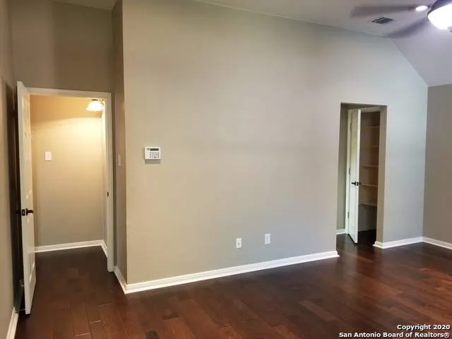533 THOREAU TRL Schertz, TX 78154
