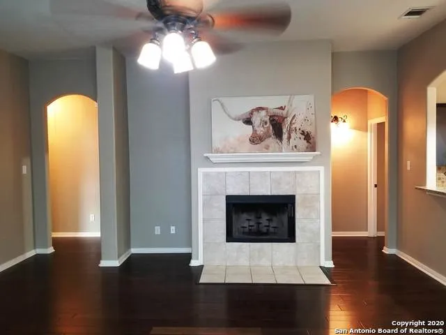 533 THOREAU TRL Schertz, TX 78154
