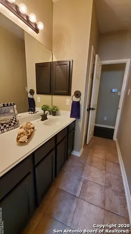 533 THOREAU TRL Schertz, TX 78154
