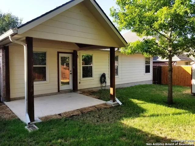 533 THOREAU TRL Schertz, TX 78154