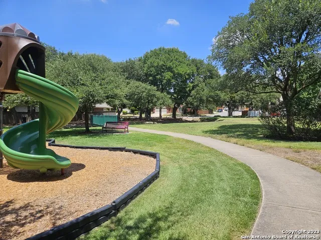 533 THOREAU TRL Schertz, TX 78154