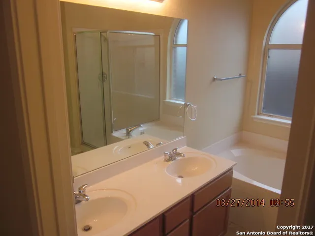 524 FOXFORD RUN DR Schertz, TX 78108
