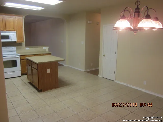 524 FOXFORD RUN DR Schertz, TX 78108