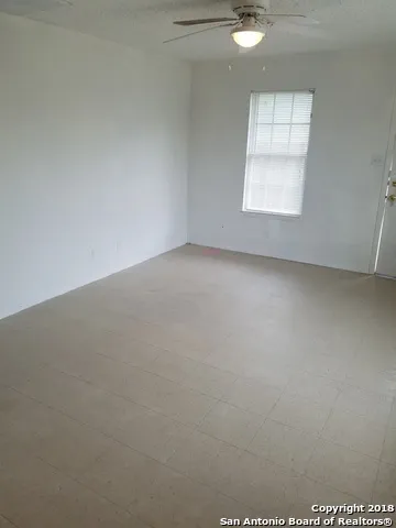 3143 La Violeta St San Antonio, TX 78211