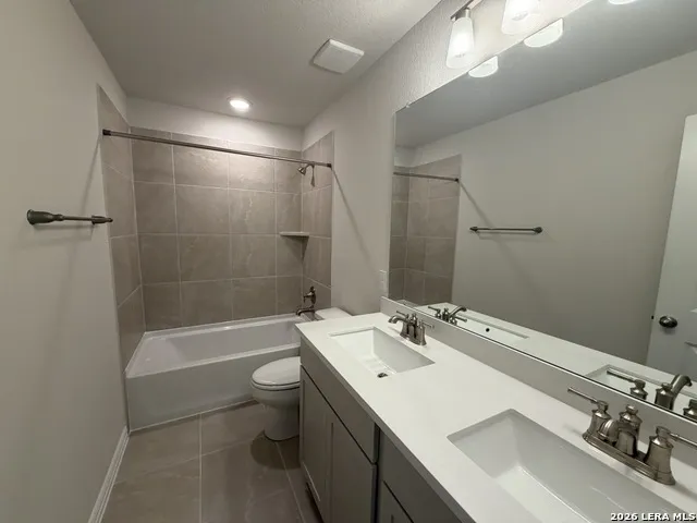 870 Casetta Trail New Braunfels, TX 78130