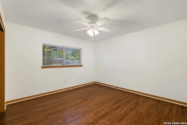 2740 MAPLE TREE RD New Braunfels, TX 78130