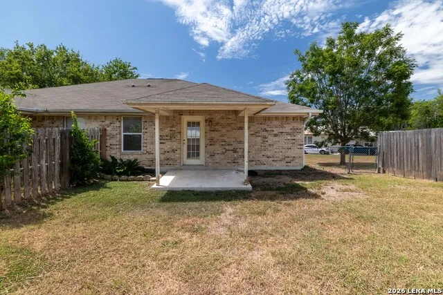 2740 MAPLE TREE RD New Braunfels, TX 78130