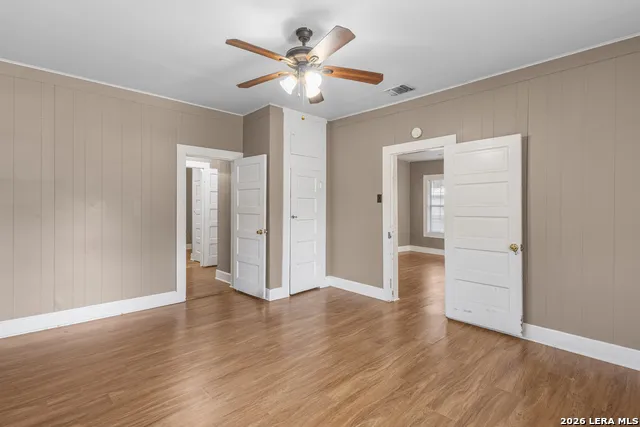 412 S 4TH ST Kenedy, TX 78119