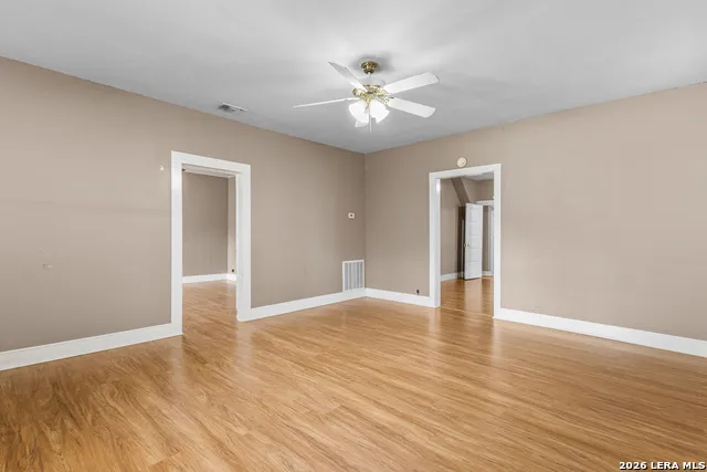 412 S 4TH ST Kenedy, TX 78119