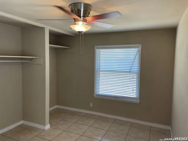 459 Kate Schenck San Antonio, TX 78223