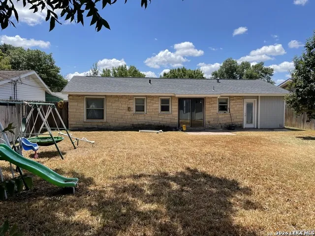 459 Kate Schenck San Antonio, TX 78223
