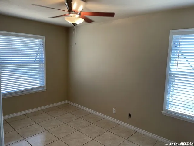 459 Kate Schenck San Antonio, TX 78223