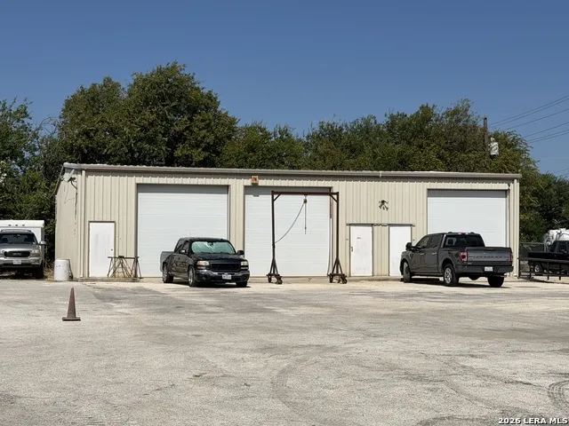 5540 DIETRICH RD San Antonio, TX 78219
