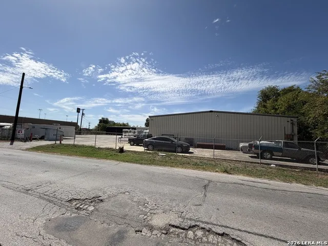 5540 DIETRICH RD San Antonio, TX 78219