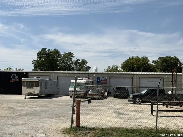 5540 DIETRICH RD San Antonio, TX 78219