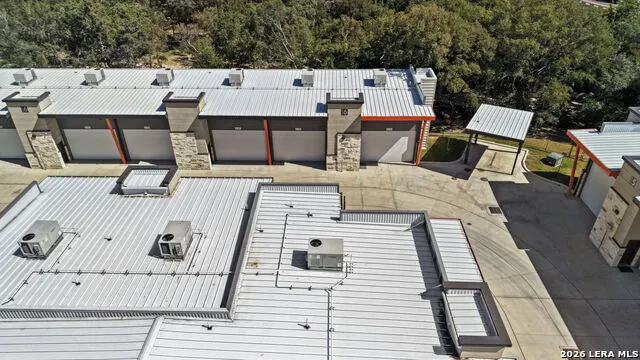 7231 STONEWALL ## 6109 San Antonio, TX 78256