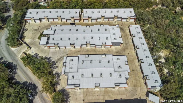 7231 STONEWALL ## 6109 San Antonio, TX 78256