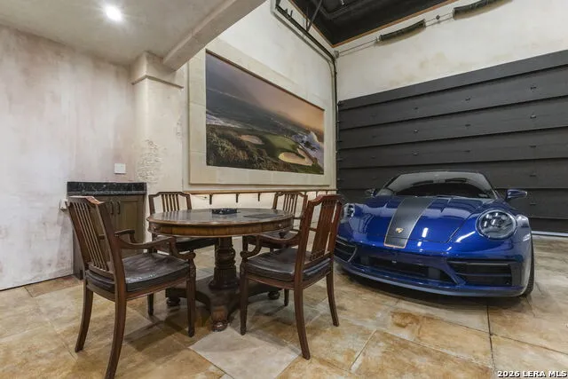 7231 STONEWALL ## 6109 San Antonio, TX 78256